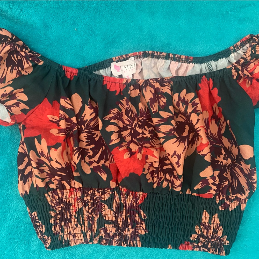 Crop top with flower print